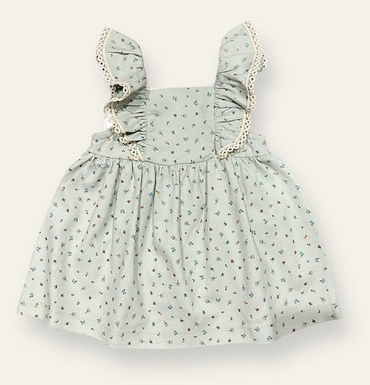 Dress with ruffles
